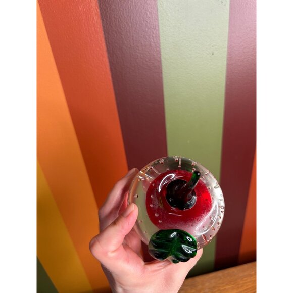 art glass apple stem paperweight bubble control heavy - Picture 3 of 6